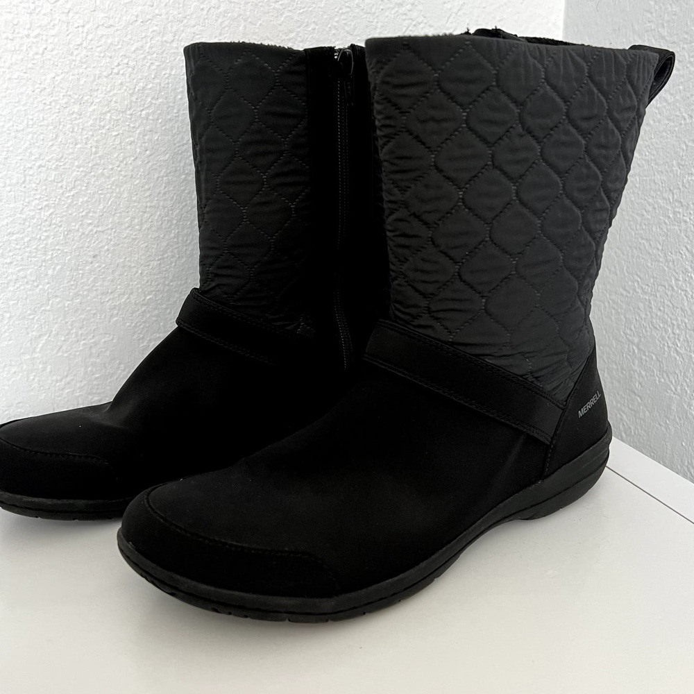 Black Quilted Mid-Calf Women's Boots - Cozy All-Season Comfort